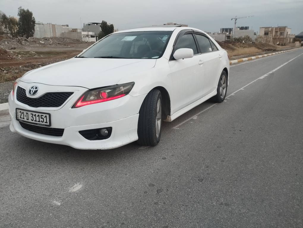 کامری 2009 فول پێنج پارچەی بۆیاخە              بی ناو مەکینە کراوەتەوە بەڵام بەشەرت گێڕ بەشەرت تەحویل بەشەرت سەنەوی بەناوی خۆمانە غازی ئیتاڵی بۆ بەستراوە زۆر خاوێن و بێ کێشەیە. )*********** رانية, السليمانية
