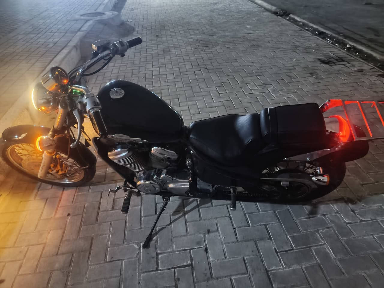 سلام عليكم هوندا ستد 400 cc  للبيع ادخل للمنشور وتعرف كافة التفاصيل حته السعر ذاكره بالفديو سعره 1500 هذا رقمي خابرني ودلل *********** مكاني بغداد
