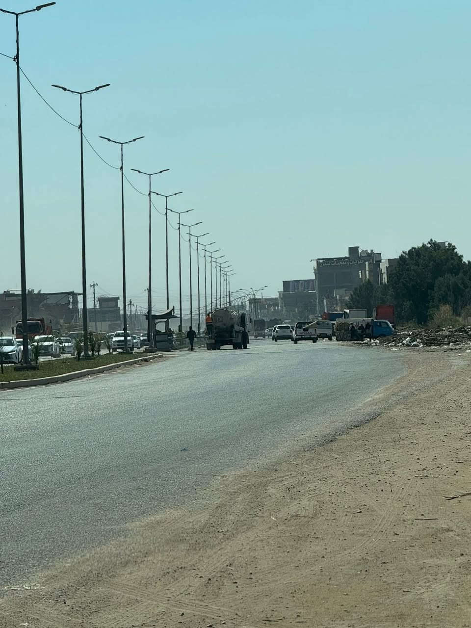 السلام عليكم هيكل مامسقف للبيع
يحتوي على غرفتين وهول وصحيات وصاله ومطبخ شارعه 15متر خدمات كامله 
 المساحه 190متر طابو زراعي سند 25بسم راعيه 
تحويل مباشر
 الموقع شارع 100 قرب جسر المشاة 
السعرمناسب جدا  65وبي مجال 
لاستفسار اكثر ‭0773 736 4323‬
