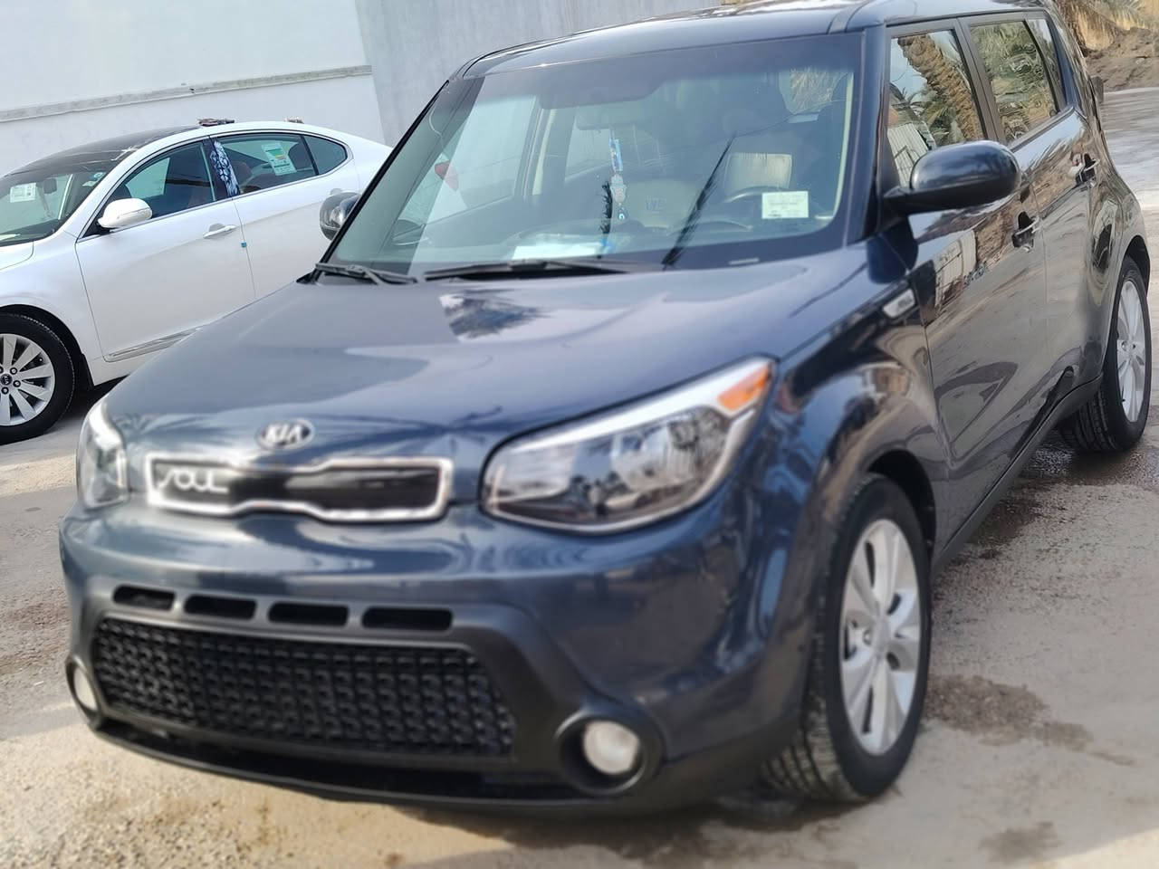 صول ٢٠١٥ أمريكي مكينه ٢٠٠٠ مامفتوحه  ولا بخار ولا صوت سياره بدون صبغ شرط السونار وبدون تبديل سياره ماشيه ١٠٠ جاهزه لاخير السعر ١١٧ وبي مجال بسيط ***********
