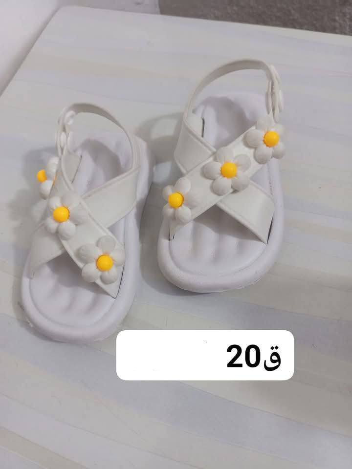 احذية بنوته مستخدمه قليل نظيفه ق21 يلبسن عمر سنه /سنه ونص هذي المجموعه كلها ب15


**إذا كنت صاحب هذا الإعلان وتريد حذفه لأي سبب، رجاءا أرسل رسالة إلى الدعم الفني**