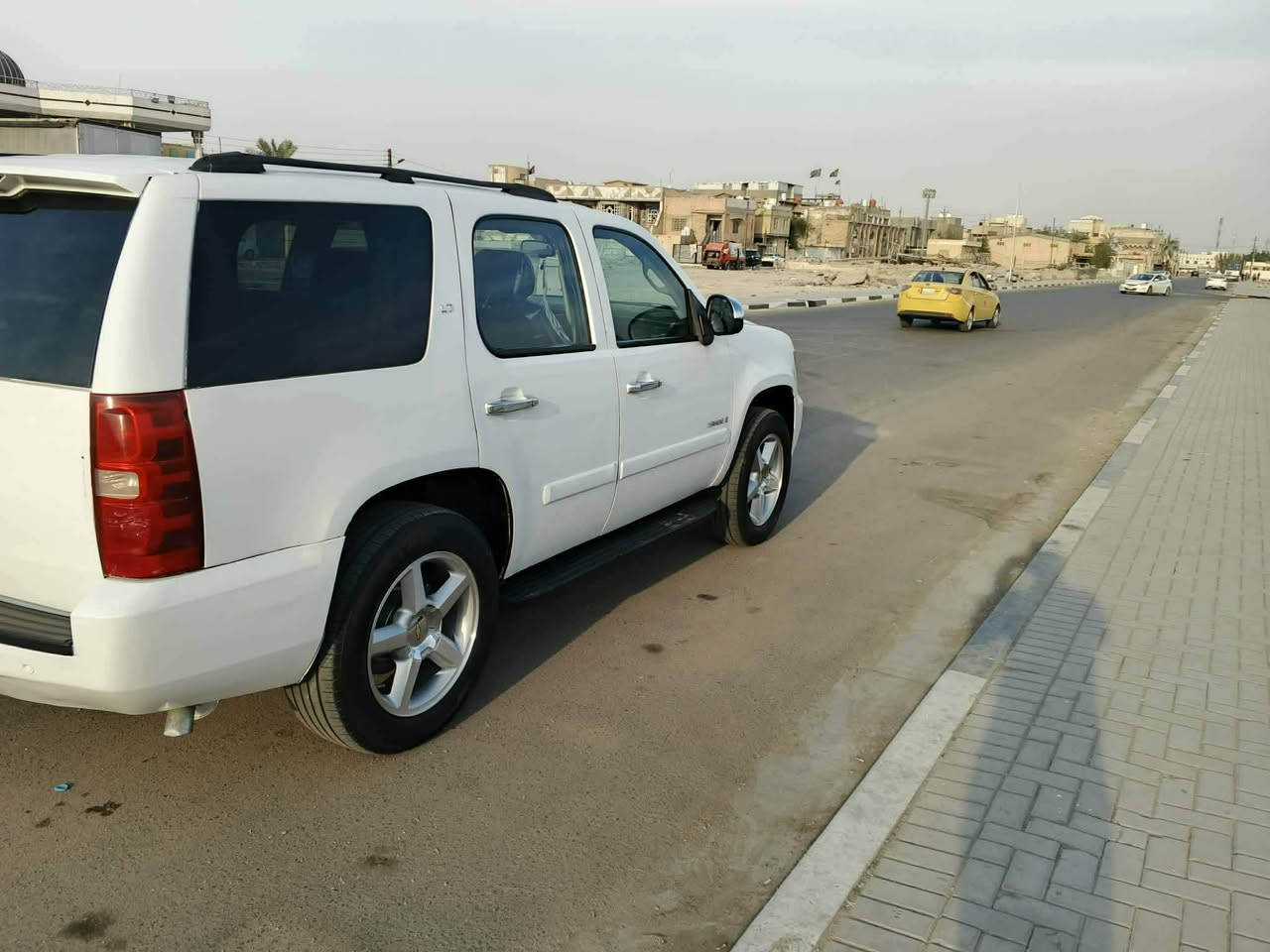 سلام عليكم
تاهو 2011 دخول جديد جديدة بمعنى الكلمة طك كارتون

بيها منضومه غاز شغالة وفول

كفالة عامه من كلشي كير محرك حداديه تبريد تخم تاير 

وارد خليجي متؤمه ارقام وسنوية طبق الاصل نهايه السنويه 2028 

السعر 90 وبيها مجال

رقم صاحب السيارة ‏‪***********‬‏
