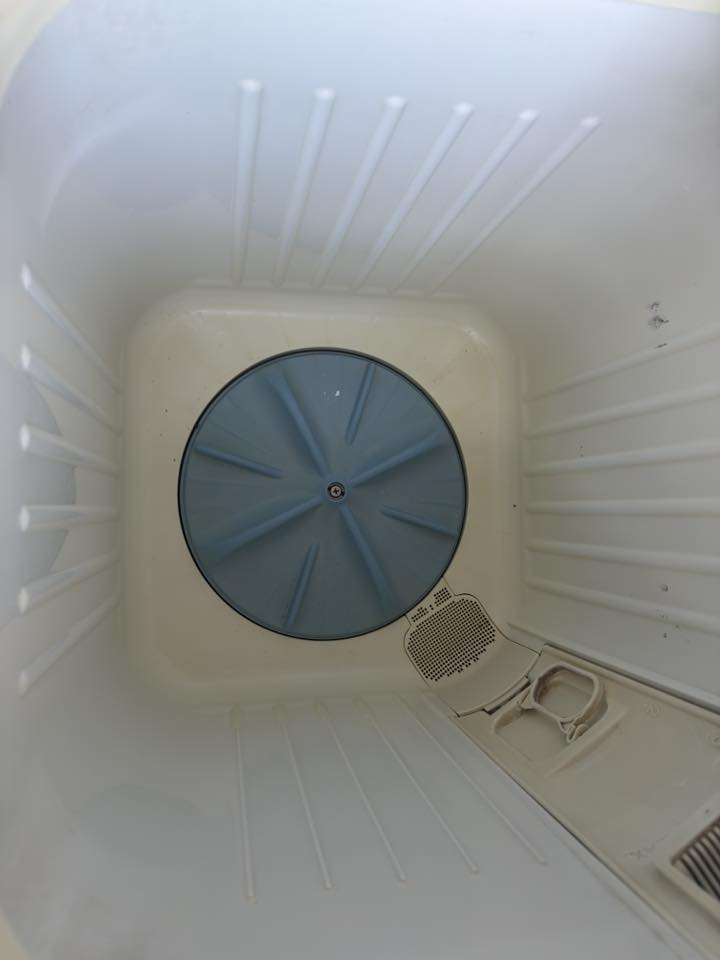 غساله نظيفه شغاله غسل تجفيف ع فحص 
السعر ١٢٥ 
***********
