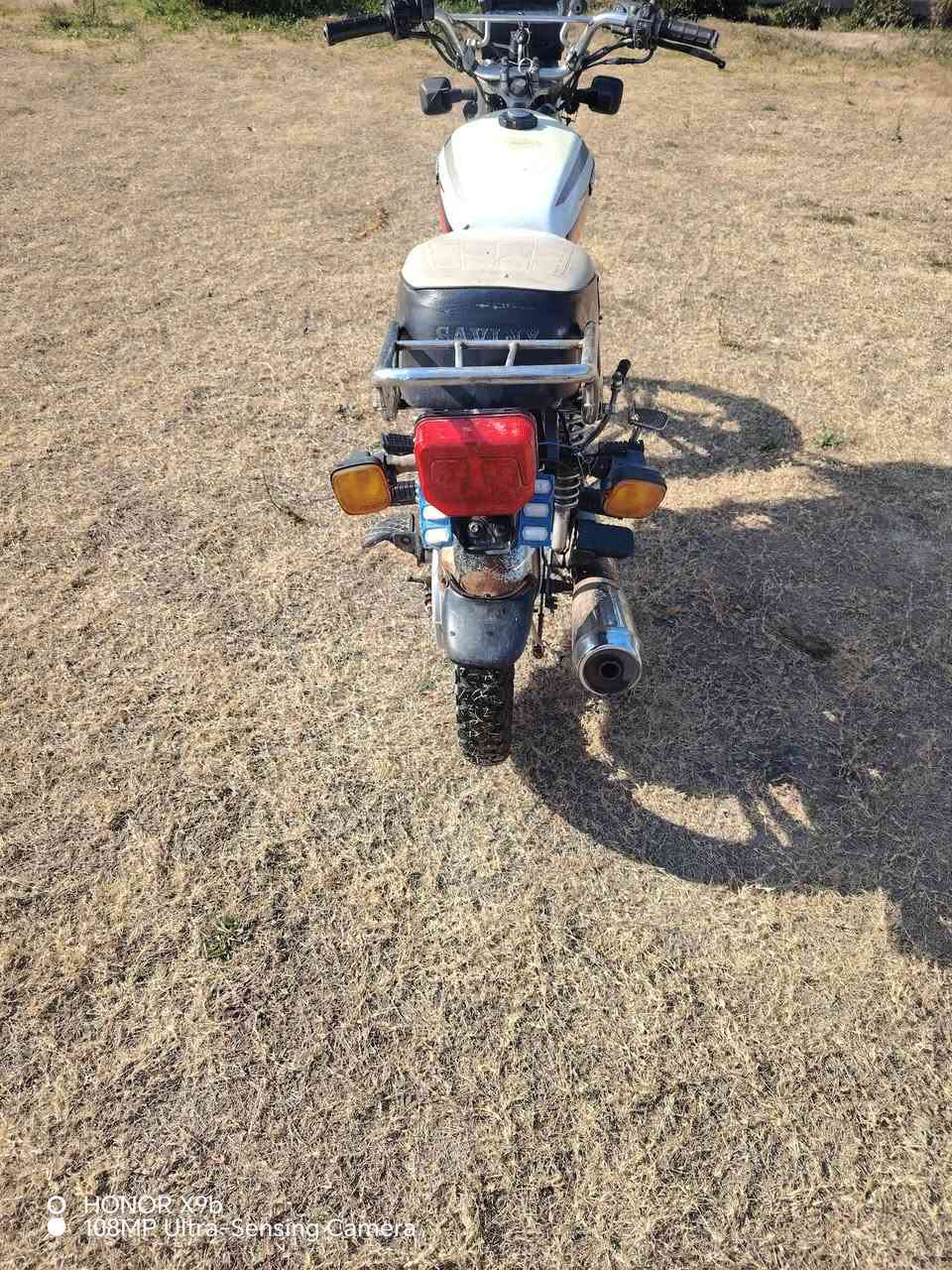 سلام عليكم دراجه يراني موديل 2021سفان خمسه كير سعر 550 مكان الطيفيه
*********** نتصال عله هاذه رقم
