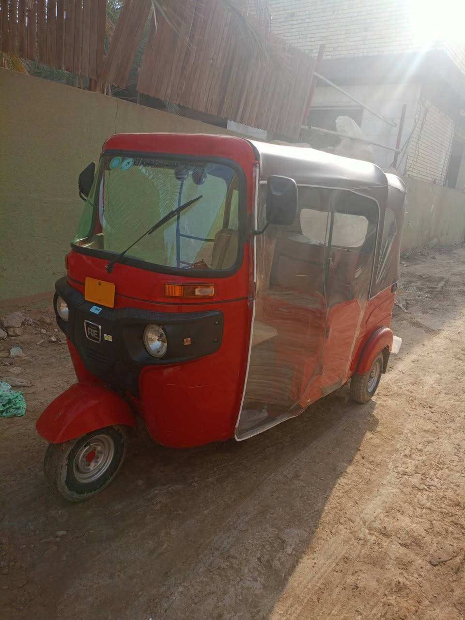 السلام عليكم تكتك باجاج موديل 22 رقم وسنويه بس اللوحات ما مستلمهن مكينه مكفوله بس. بيها دعمه موضح في الصور مكاني كربلاء الحر السعر 7700 للأستفسار الاتصال على الرقم ***********
