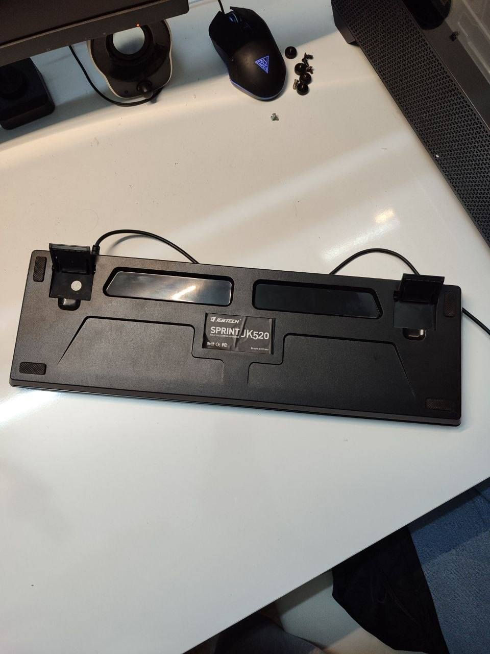 للبيع توصيل موجود

RTX 3070Ti Zotic 3Fans
450 الف 

Micrphone Am8 Fifine White 
45 الف 

Keyboard Sprint JK520
ميكانيكي بلو سويج 15 الف 

للتواصل
***********
