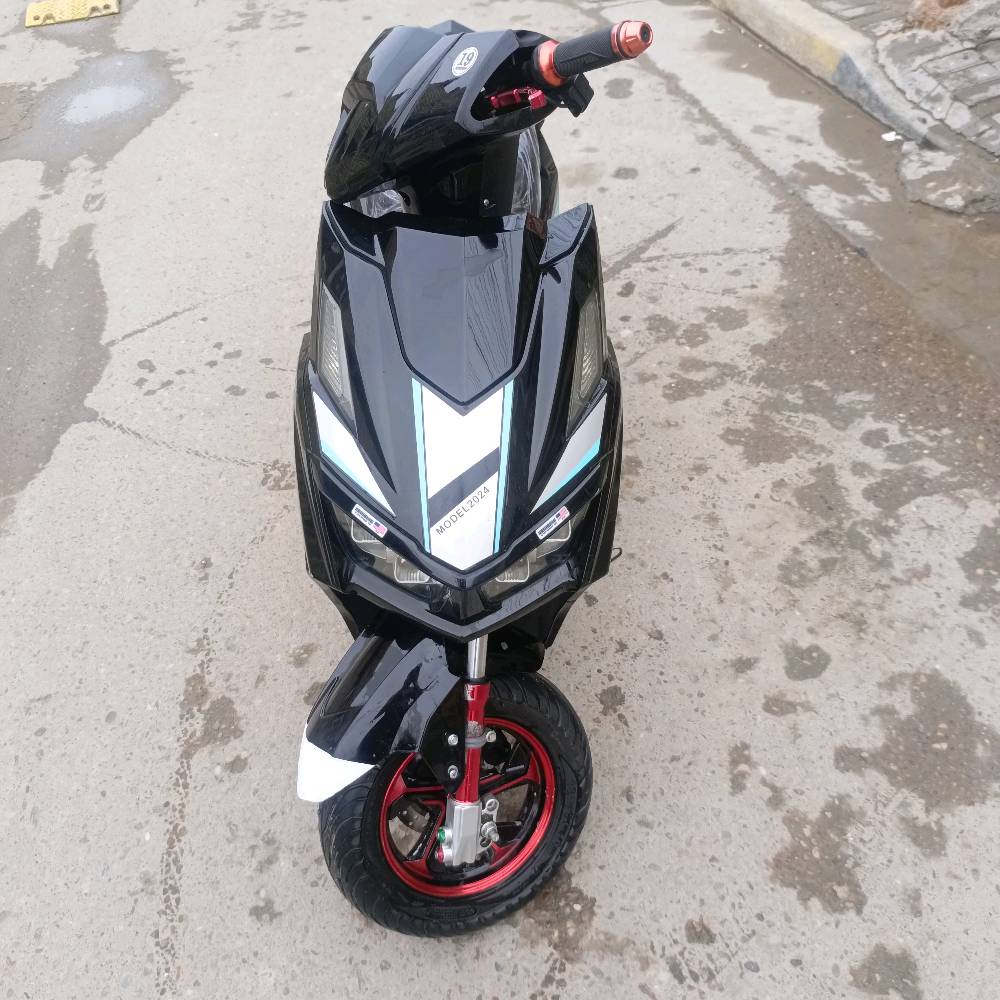 دراجه شحن جديدة بطاريات عدد 6 جدد عالي ناصي نضام بك R اشاير بصمه قفل من سرقه كله شغاله كهربائياتة تجي تفصح وتشوف بعينك 