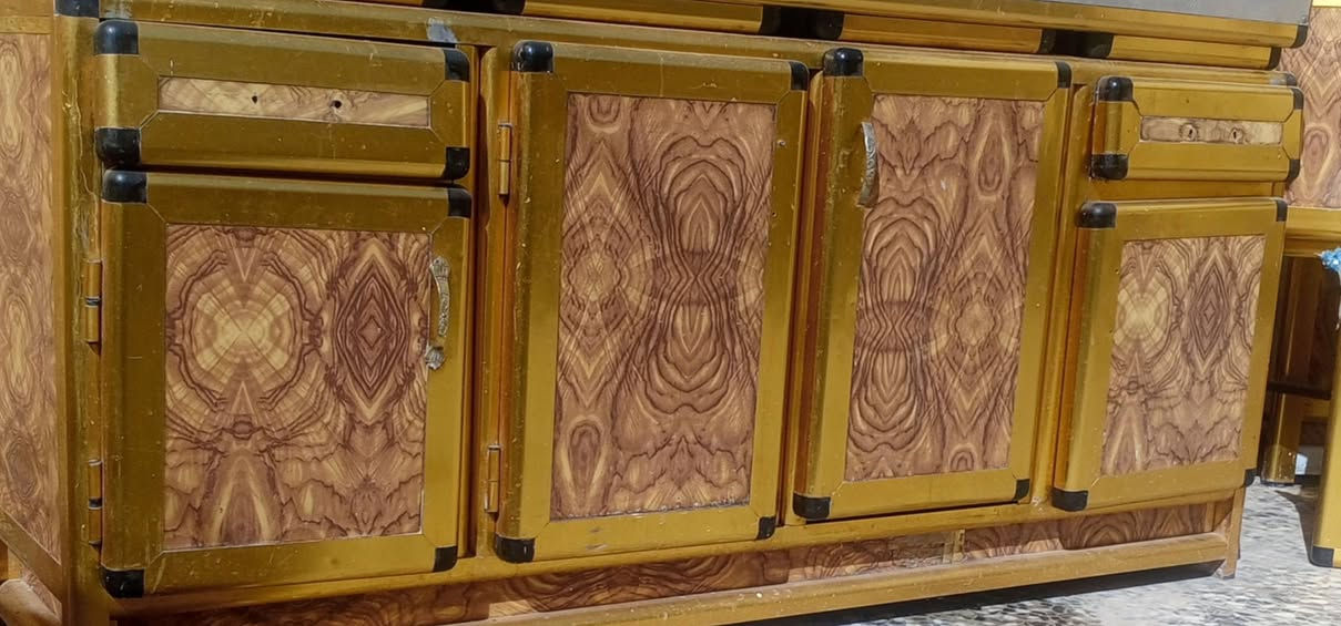 كاونتر ٦قطع ١٦ باب حي الميلاد ***********
