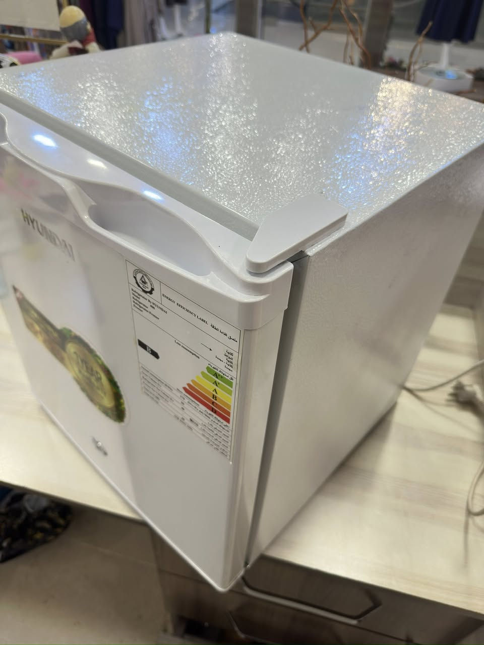 ثلاجه مكاتب لاماكن محيره ثلاث قدم شرط ثلج اخو جديد بعده بكارت ضمان بداخله تلزم كارتون ماي كامل قياسات 45*45*45
سعره 85 الف فقط اتصال مامتواجد بل فيس ***********
