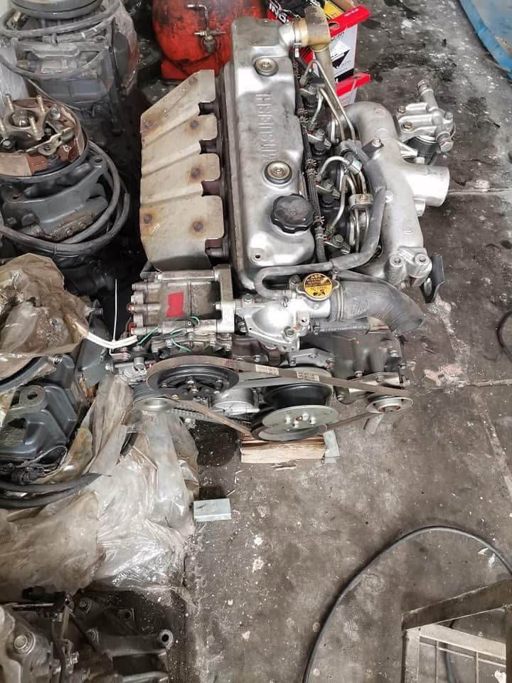 السلام عليكم مكاين وارد جميع الانواع والحجام
كنتر 108 حديث 
كنتر 104/34 حديث
كنتر 104/32 قديم 
ازوزه 112 
ازوزه 115 
مكينة هينو 104 احمر 
بم كنتر كل الاحجام 
بم ازوزه كل الاحجام 
بم هينو كل الاحجام 
 كيرات كنتر + ازوزه + هينو 
عنوان بغداد الشيخ عمر 
عنوان الثاني بغداد جرف النداف كراج الرسول 
 واتس اب***********
واتس اب***********
