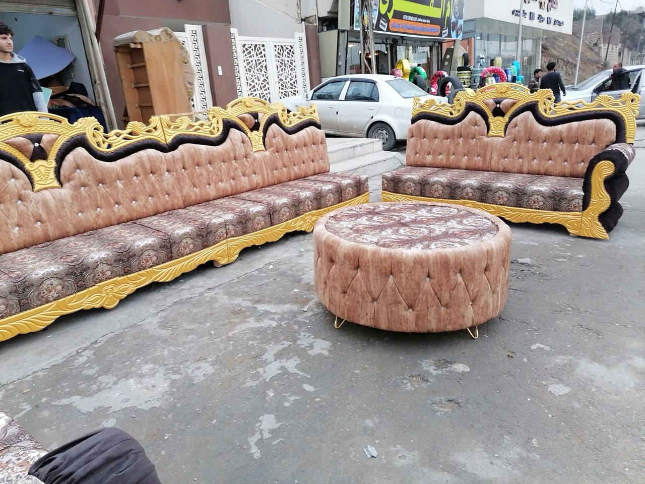 بمناسبة شهر رمضان المبارك 🌙نقدم لكم 🤍
✨ تصاميم تجمع بين الأناقة والجودة ✨
البيت يكتمل بجلسة راقية تعكس ذوقك وتمنحك راحة حقيقية.  📍(#معرض_دوشمةالعنزي_للديوان والطخم)بإدارة`° أشرف العنزي°  يقدم لكم 
كل تفاصيل العمل تُنفذ بدقة لتناسب ذوقك وتضيف لمسة فخامة وأناقة لبيتك وبتصاميم حديثة 

🔹أسفنج عراقي ضغط عالي
🔹يتوفر لدينا أسعار الجملة والمفرد  
🔹 إمكانية تفصيل المقاسات حسب الطلب.
🔹 حرية اختيار الألوان والأقمشة — من الأقمشة  المقاومة للماء إلى القديفة الفاخر.والشانيل و الجاكوار
مع هدية 👏❤️هدية ❤️👏!!
📩 للمزيد من المعلومات أو لطلب تصميم خاص:
📞 اسيا:-***********
📞كورك:-***********
أو مراسلة الصفحة أو عبر الواتساب ع الأرقام متوفرة
موقعنا 📍
الموصل _جانب الأيمن_حي النجار_مقابل فندق الموصل
