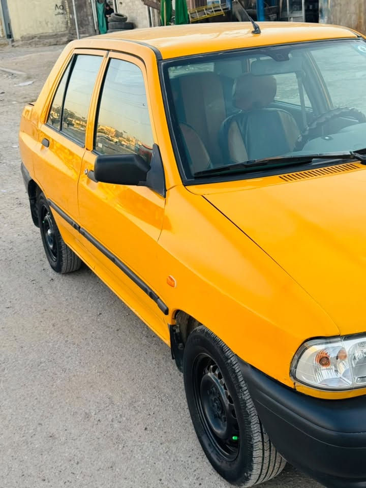 السلام عليكم سايبه ٢٠١٨  كير مكينه جديد  مكفوله من ضربه وصبغ عدا صبغ قليل ربع باب سايق فقط باقي مكفول تبريد ثلج  تخم تاير مانقصها شي رقم بغداد دولي بسمي هزه جديده  السعر ٣٩ وبيها مجال العنوان بغداد حي اور  ***********
