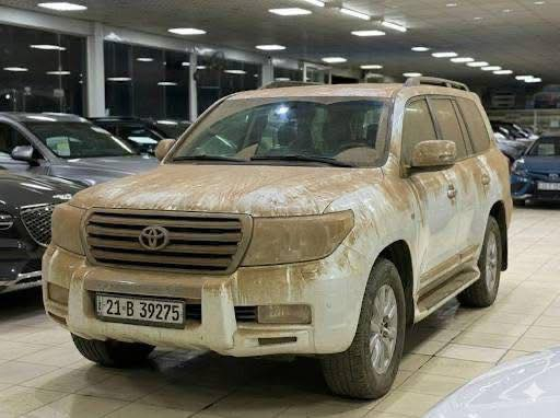 لاندكروز GX.R موديل: 2009
سنويه السياره بسمي  
فئة GX.R فول مواصفات 1/1 
المواصفات:
كاميرا خلفية
فتحة سقف (سلاید)
كشنات جلد
حساسات
لايتات LED
تبريد مركزي (3 مناطق)
تحديد سرعة
بصمة تشغيل
نظام نزول وصعود
ثلاجة
المحرك:
6 سلندر
رقم الهاتف :0780 000 7780
