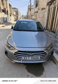 النترا 2017 الوارد أمريكي  الحادث فقط صندوق  السيارة ب اسمي التحويل ثا...