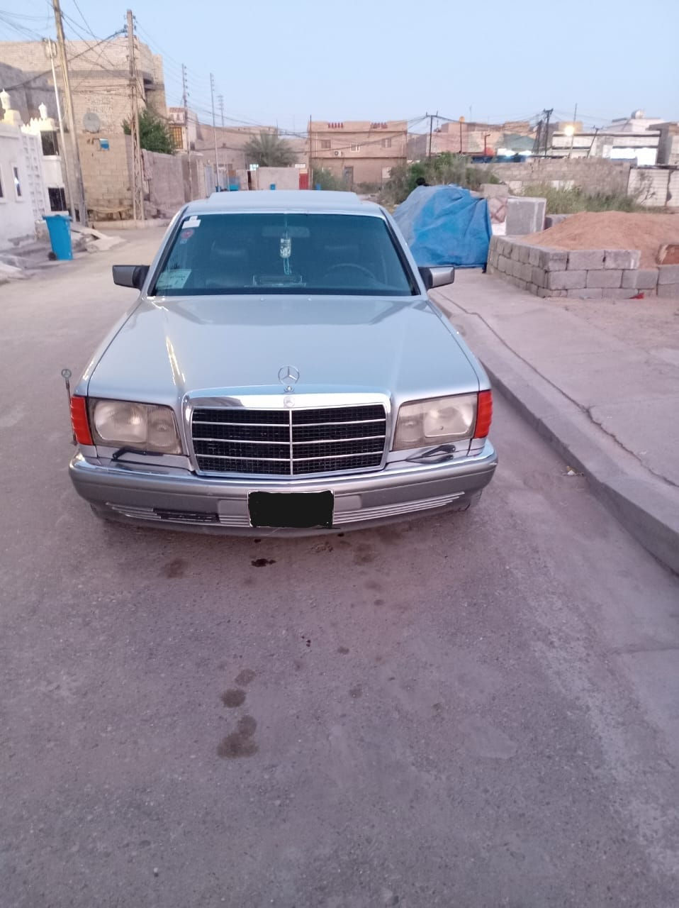 السلام عليكم مارسدس موديل خمسه وثمانين  محرك   خراطيم  منضومه غاز وبانزين مارسدس ثلاثميه 300 للبيع وهذا رقمي ***********
