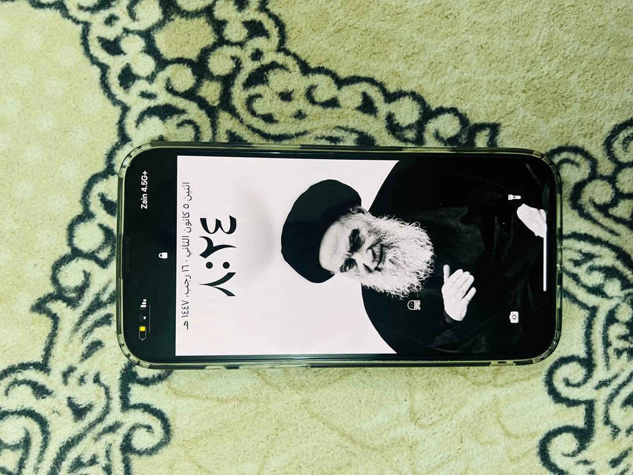 البيع ايفون 13برو ماكس مريكي
بطاريه 84 
نموذج m
ذاكره 256

نضافه فول .. فقط بس ضهر كسر بسيط

سعر خااااص 

***********
