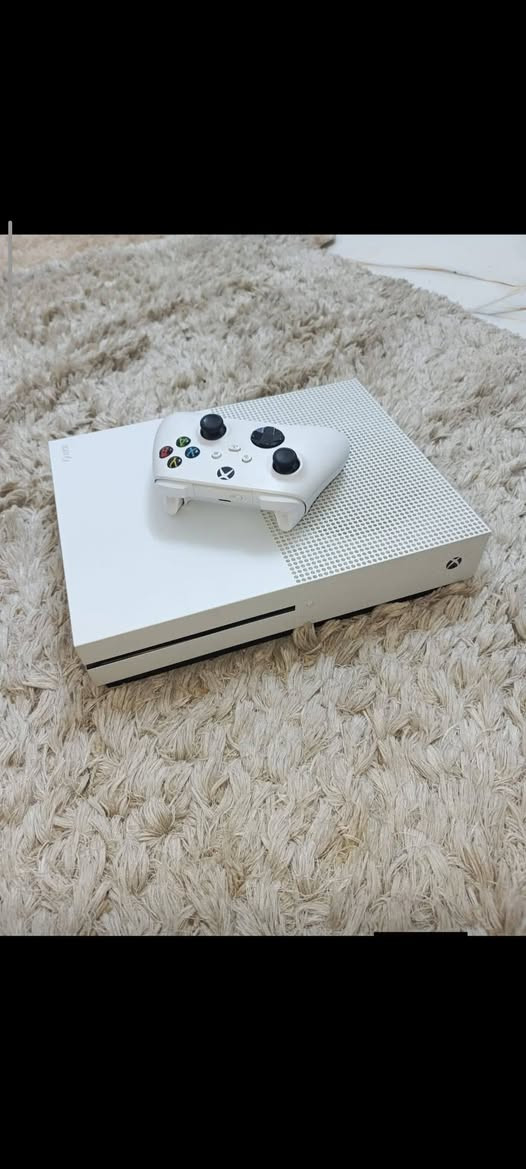 اكس بوكس ون اس تيرا طفت عليه كهرباا وبعد مايشتغل بيش يفيدكم


**إذا كنت صاحب هذا الإعلان وتريد حذفه لأي سبب، رجاءا أرسل رسالة إلى الدعم الفني**