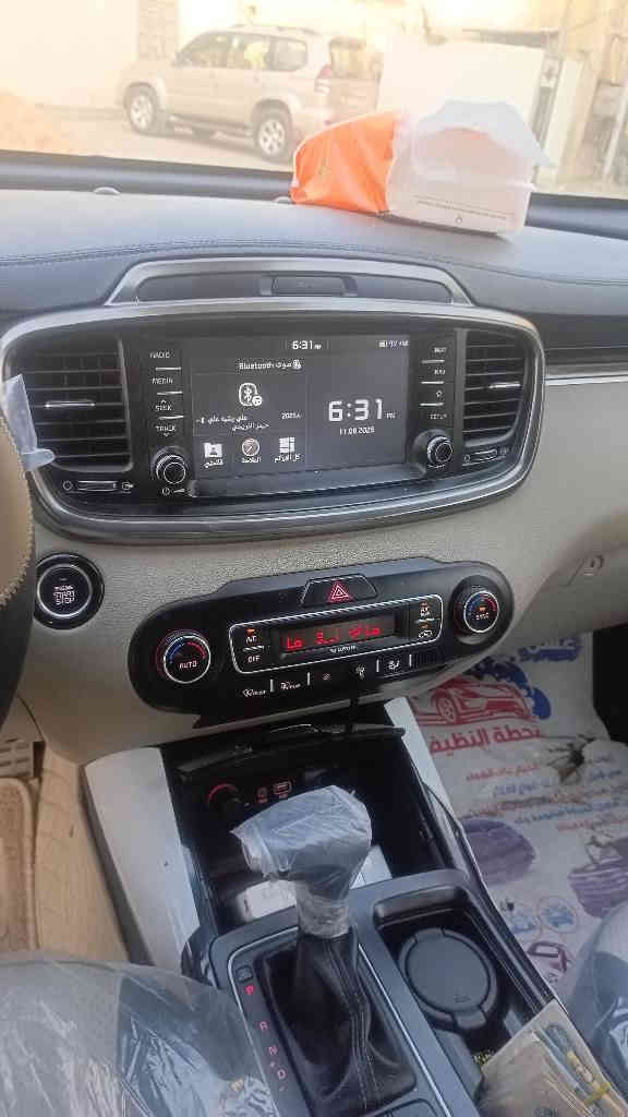 سلام عليكم
سورنتو  خليجي

موديل 2020    

1 لون ابيض 🏳

2 ماشية 76000الف  حقيقي
مواصفات 

3 حساس امامي خلفي 

4 صندوق كهرباء 

5 كامرة خلفية دوارة 

 6 .7 راكب 

8 مقاعد جلد 

9 مقاعد امامية كهرباء

10 6 سلندر 3.5

11 مري شفط
 
12 لد نهاري وبلدعامية بلادي مو تركيب 

13  4انضمة قيادة 

ملاحضى  السيارة كفالة عامة كير ومكينة وكشر 
عدة اكو تكحيل كارت باب الراكب الامامي 
السعر 27000الف وبيهة مجال 
عنوان بغداد مدينة الصدر 
***********
