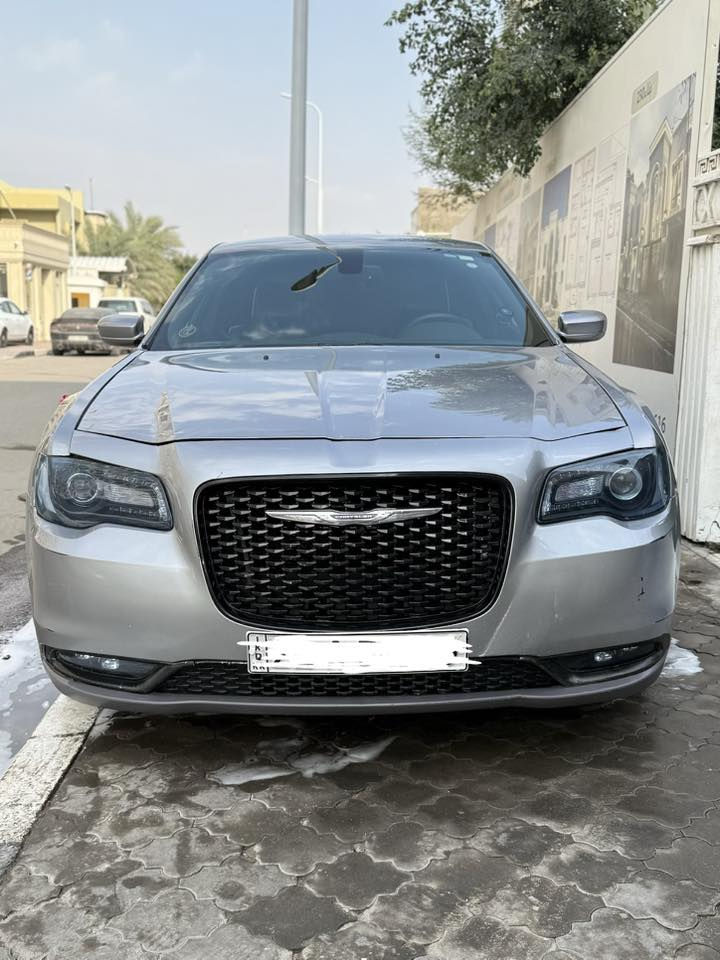 اوبـــامــا S  2016
فـوووووول مواصـفات ماعدا الفتحه
      كصـة قماره فقط 
كيرر  محرك تبريد تدفئه حداديه جاهزه من كلشي 
سياره نصبتهه تخبل متومه سليمانيه طبق الاصل وشاصي ومرمزه وشغل مضبوط وياها سنويه
مكاني بـصـره وسعرها ٨٢ ورقه وبيها مجال حك جيه   وبس الشراي يتصل رجاءاً ***********
