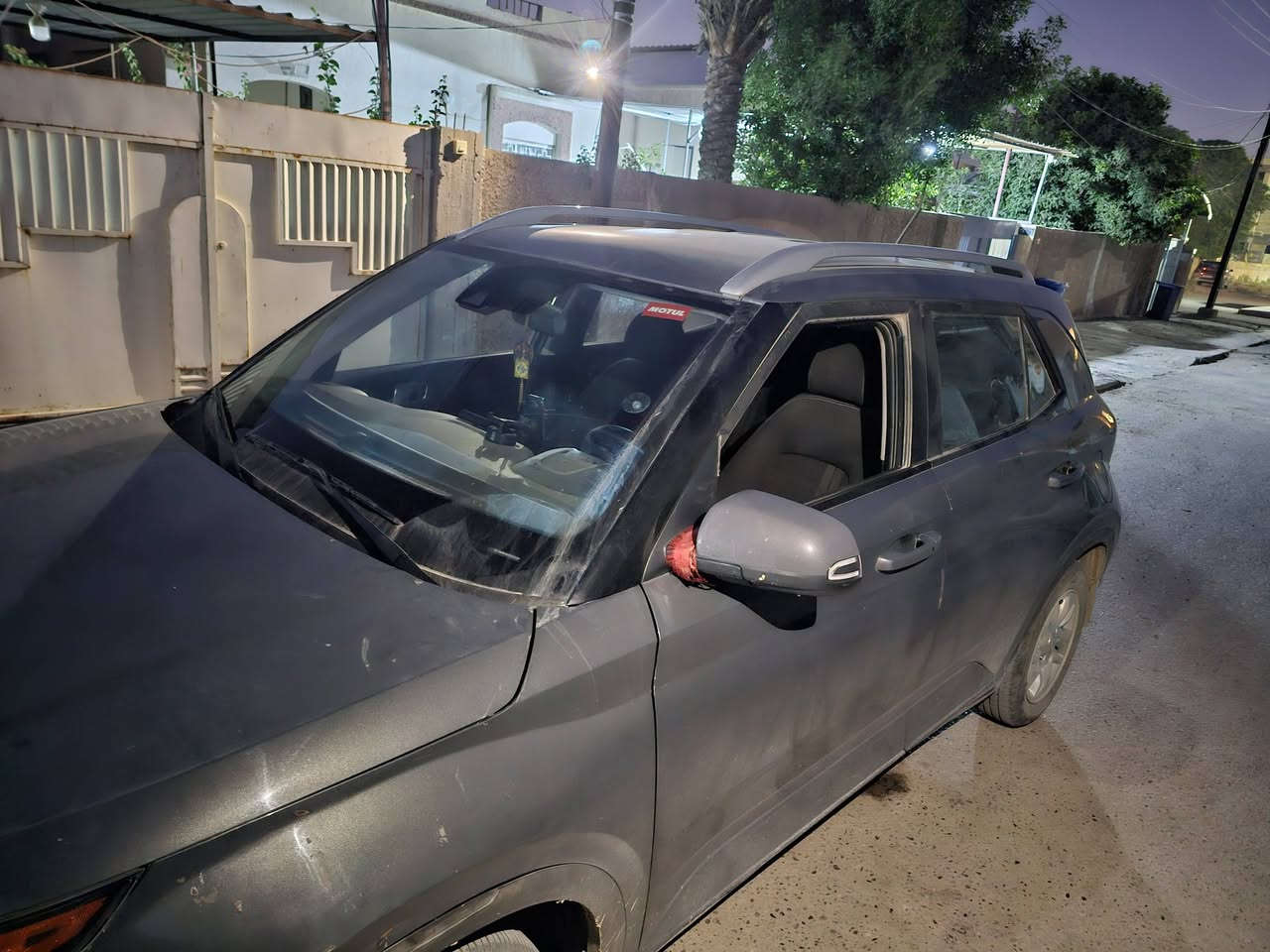 هونداي فينو 2025
ضرر بس خشم جاملغ بارد 
رقم مؤقت 
سعر: ١٣٥ بيهة مجال 
ماشيه ٣٥ الف كيلو 
مواصفات الفول عده الكشنات يدوي وبدون فتحه 
***********
