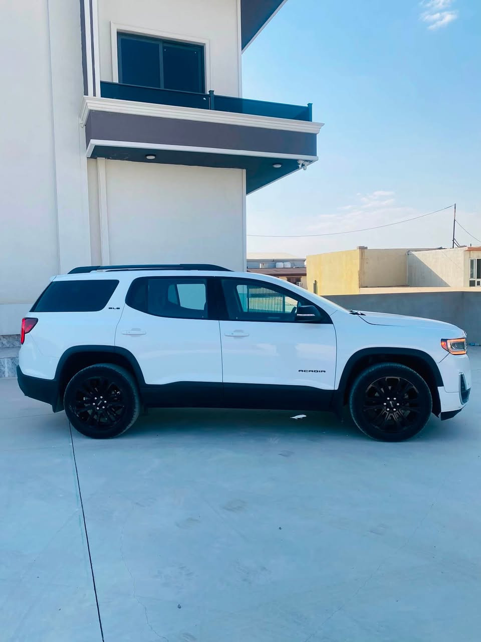 جیم سيي اکادیا GMC ACADIA  مودیل 2023
ماشي ٣٥كم 

بس بولند صبغ  بدون دواخل  بدون ایرباگ 

گیر و محرك و شاصي  بشرط 

دعامي ل دعامي بشرط 

سعر 225 $ و مجال 💵

عنوان شيخان معرض هاولاتي 

*********** 📞☎️
