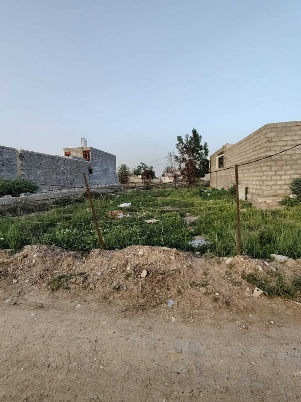 السلام عليكم ورحمة الله وبركاته
قطعه 200 متر واجهه 10 ونزال 20 
العنوان : هور رجب بجانب شارع بيت وهيب سند 25 زراعي 
-
للاستفسار اكثر : ***********-***********
عنوان الشركة : بغداد زيونة خلف مدارس الامتياز الاهلية
