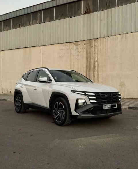 للبيع هونداي توكسان خليجي موديل( 2025 )السياره بعدها زيرو ماشيه( 2000 )كيلو والسياره مكفوله من كلشي وبيها ضمان شركة الاولى شركة هونداي مرقمه بغداد بأسمي

مواصفاتها فول عدا البنروما  مكينتها( 2000 )دوش 

بصمه دخول

بصمه تشغيل 

تبريد قطعتين 

تبريد بالكشنات

شاشه متصله الجبيره 

ابل كار بلي

هاندبريك بصمه

4 انضمه قياده 

مقعد السايق كهرباء 

وساده كهربائيه بالكشن

مري كهربائيه تفاعليه

والسعر اتصل وتدلل

// للاتصال //*********** //
