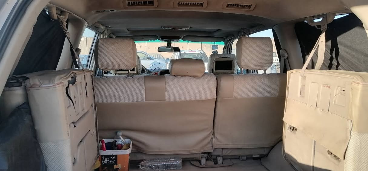 السلام عليكم الاندكروز مونيكه  موديل 203رقم صلاح الدين انكليزي تحويل مباشر كفاله عامه من الضربه والصبغ والعيب الشرعي السياره فول مواصفات فتحه 3قطع تبريد تخم تاير جديد حداديه وكير ومحرك خير من الله السياره مال جناي حساسات امامي وخلفي ثلث شاشات والله يمهل الي تصير من نصيبه الاستفسار رقم الهاتف ***********
