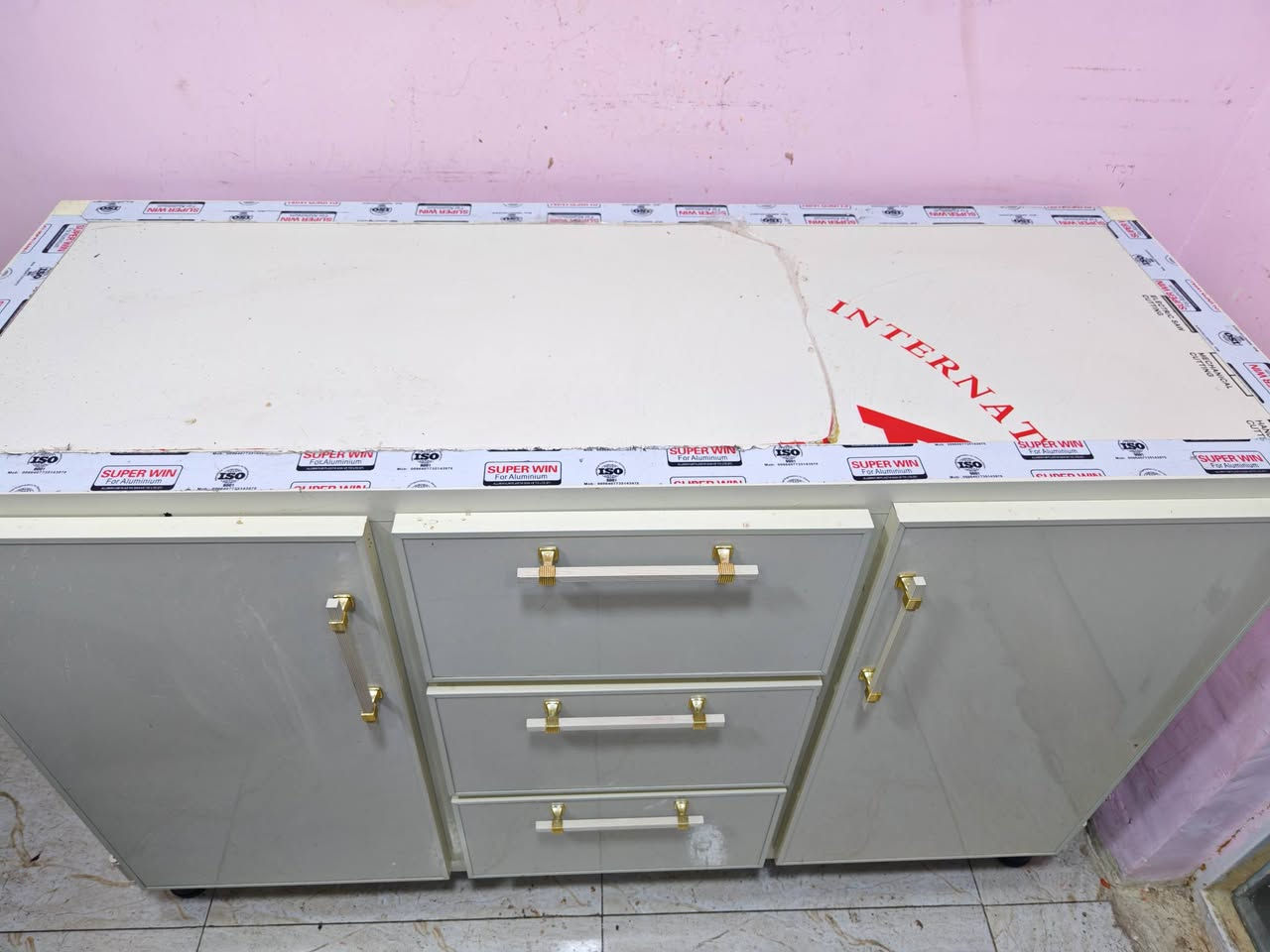 كاونتر قطعتين ب250 مجال بسيط
لاستفسار خاص او اتصال على رقم ***********
