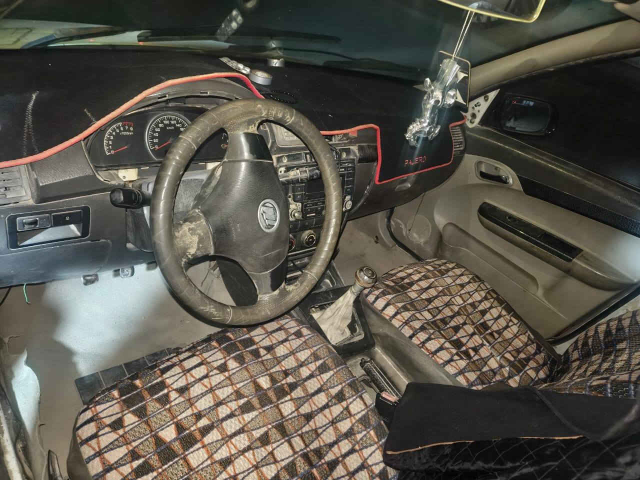 سلام عليكم ليفان ٥٢٠للبيع موديل ١١ الرقم قادسيه صاحبه موجود السعر ب٢٠ وبيه مجال استفسار اكثر اتصل على الرقم ***********
