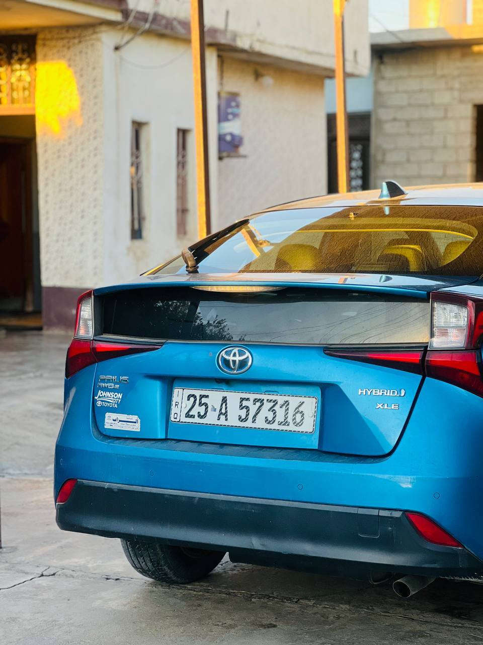 السلام عليكم
بريوس موديل 22 للبيع لون ازرك
ابيع مقدمه والباقي اقساط
بيها ثلث قطع بونيد وجاملغات اثنين
الاتصال ***********
