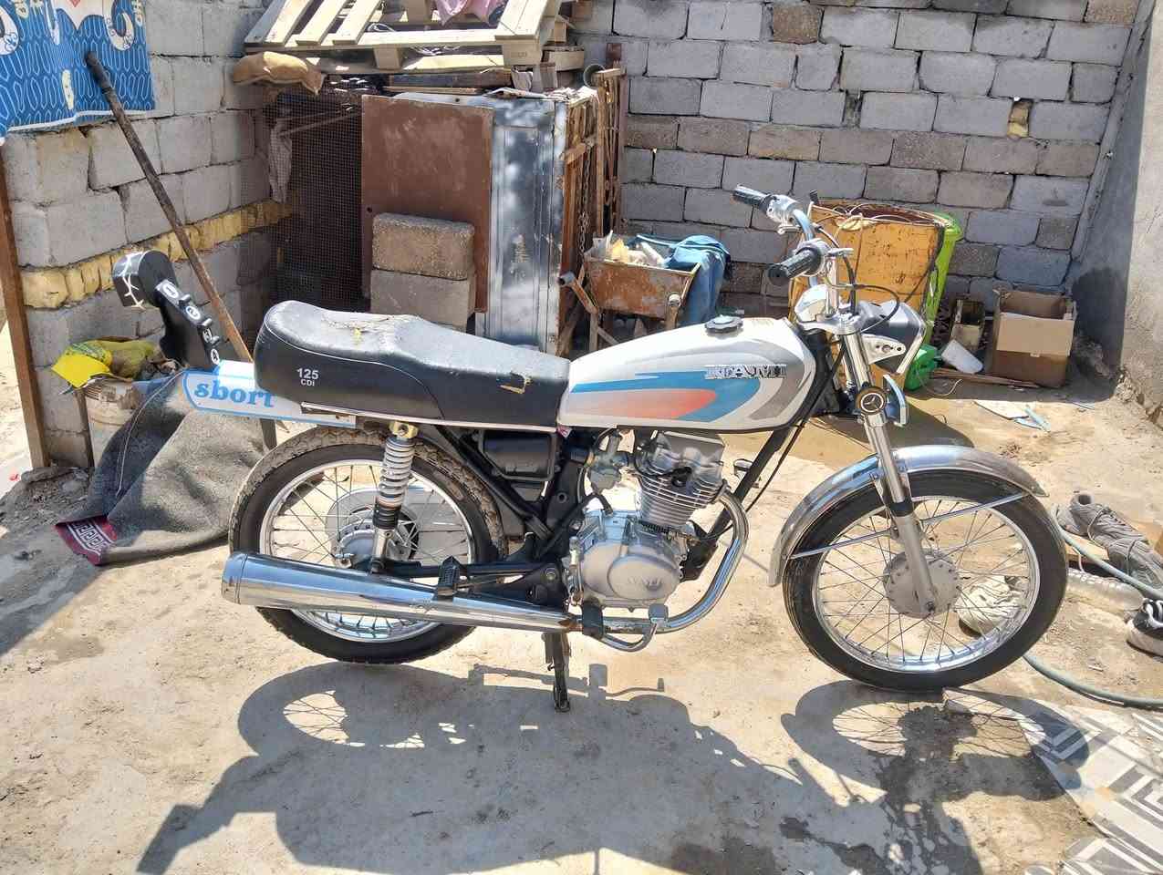 السلام عليكم
نامه للبيع اوراق اصولي طالعه من مجمع الكرار موديل2023 مو تعمير ما مفتوحه 850 وبيها مجال حك الجيه مكان ناصريه مركز صخيين المو شراي لا يتعبني


**إذا كنت صاحب هذا الإعلان وتريد حذفه لأي سبب، رجاءا أرسل رسالة إلى الدعم الفني**