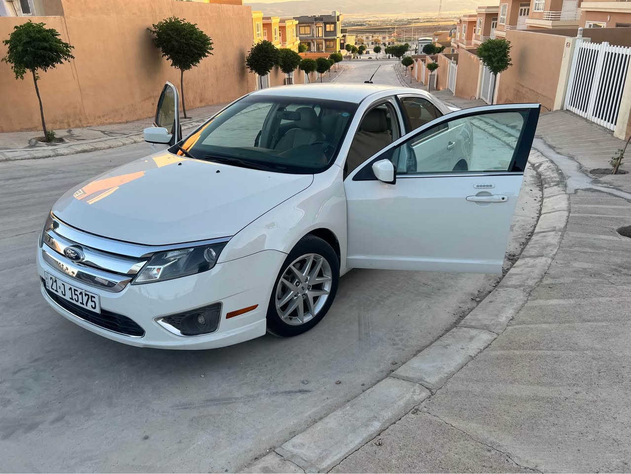 ‎فورد فيوژن 2012 كه نه دى سپى بئ بؤياخ فول مواسه فات به س سلايت نيه كيرو مه كينه و تحويل به شه رت  سه نه وى تازه تا كؤتايى 2027به سه رناچيت 140 هه زار رؤرشتووه  سه ياره يه كى زؤرجوان و پاك ماوه ته وه مەکینەی 2.5 هه موو معره ز شتى واجوان ى تيانيه سعرى 121گه لاو معامله  *********** السليمانية, العراق
