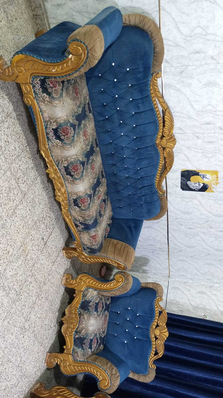 تخم ملكي ٨ مقاعد اخو الجديد ثكيل نضافه ١٠٠بل ١٠٠ تزكام سعر ٢٦٥ وبي مجال مكاني بياع يوجد توصيل بكروه *********** وتساب
