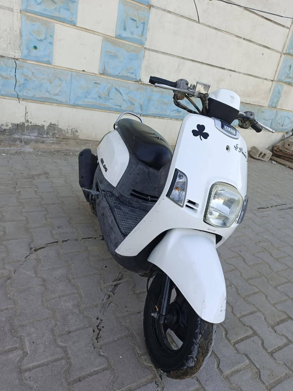 السلام عليكم دراجه بوليس نازل دراجه بلاديه ما مفتوحه دراجه نظيفه سلفو هندر كهربائياته ومكانها بكربلاء 750 وبيها مجال ***********👍🏿
