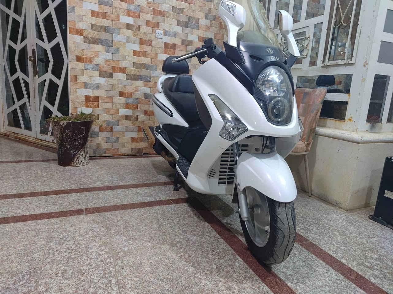 دراجة sym ياباني  مكينة 250 دراجة مال حاوية
بعدها جديدة كهربائيات كلها شغالة محرك شلعة خير من الله السعر 12 ورقة 

وبيها مجال المكان الرمادي الاستفسار الاتصال علا *********** او مراوس حسب القناعة
