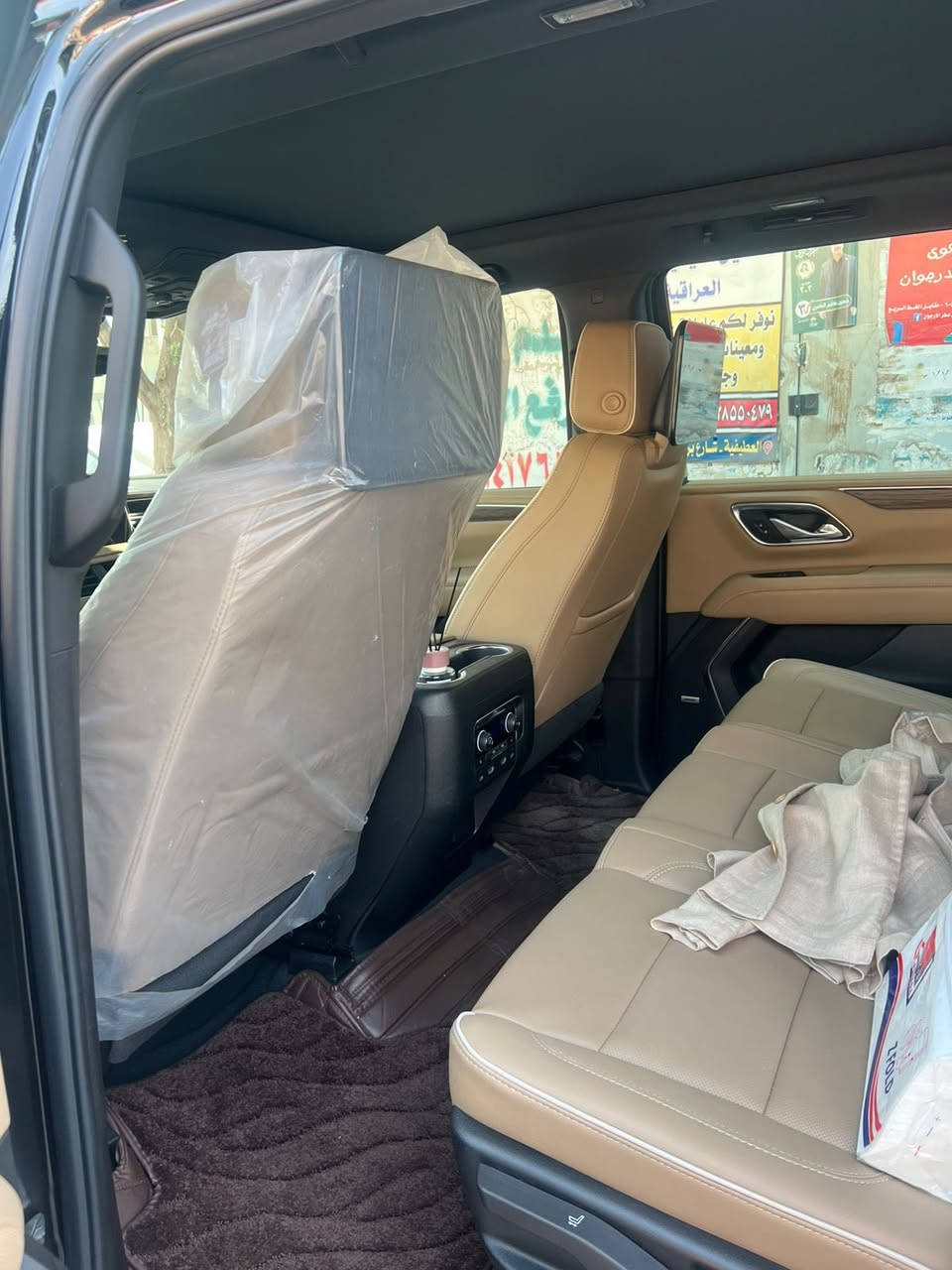 السلام عليكم
للبيع 

تاهو برايمير 

وكاله المنصور 

موديل 2024 

ماشيه 20 

السعر 61ونص

للأستفسار ‭0770 766 3346‬

مكلف بلنشر
