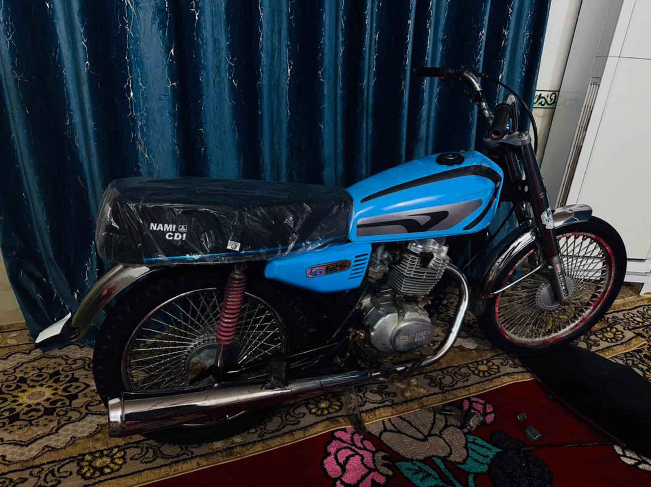 للبيع التواصل عل رقم ***********
