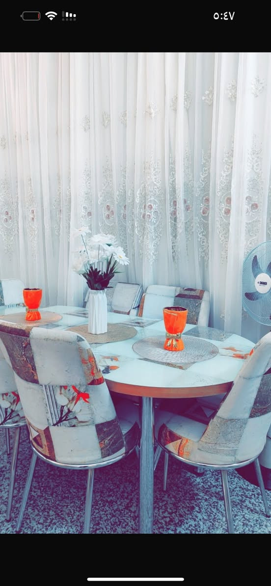 ميز طعام ٢٠٠ وميز بلازما ٣٠


**إذا كنت صاحب هذا الإعلان وتريد حذفه لأي سبب، رجاءا أرسل رسالة إلى الدعم الفني**