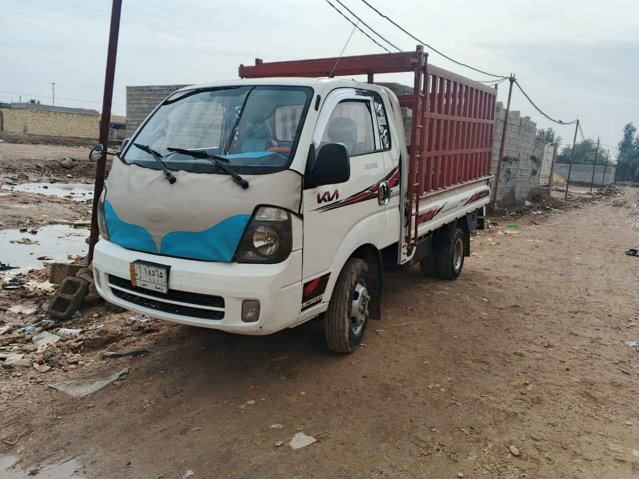 السلام عليكم .كيا فحل موديل 2013. مكفوله كفاله عامه رقم السياره واسط عنوان السياره واسط الزبيديه ***********
