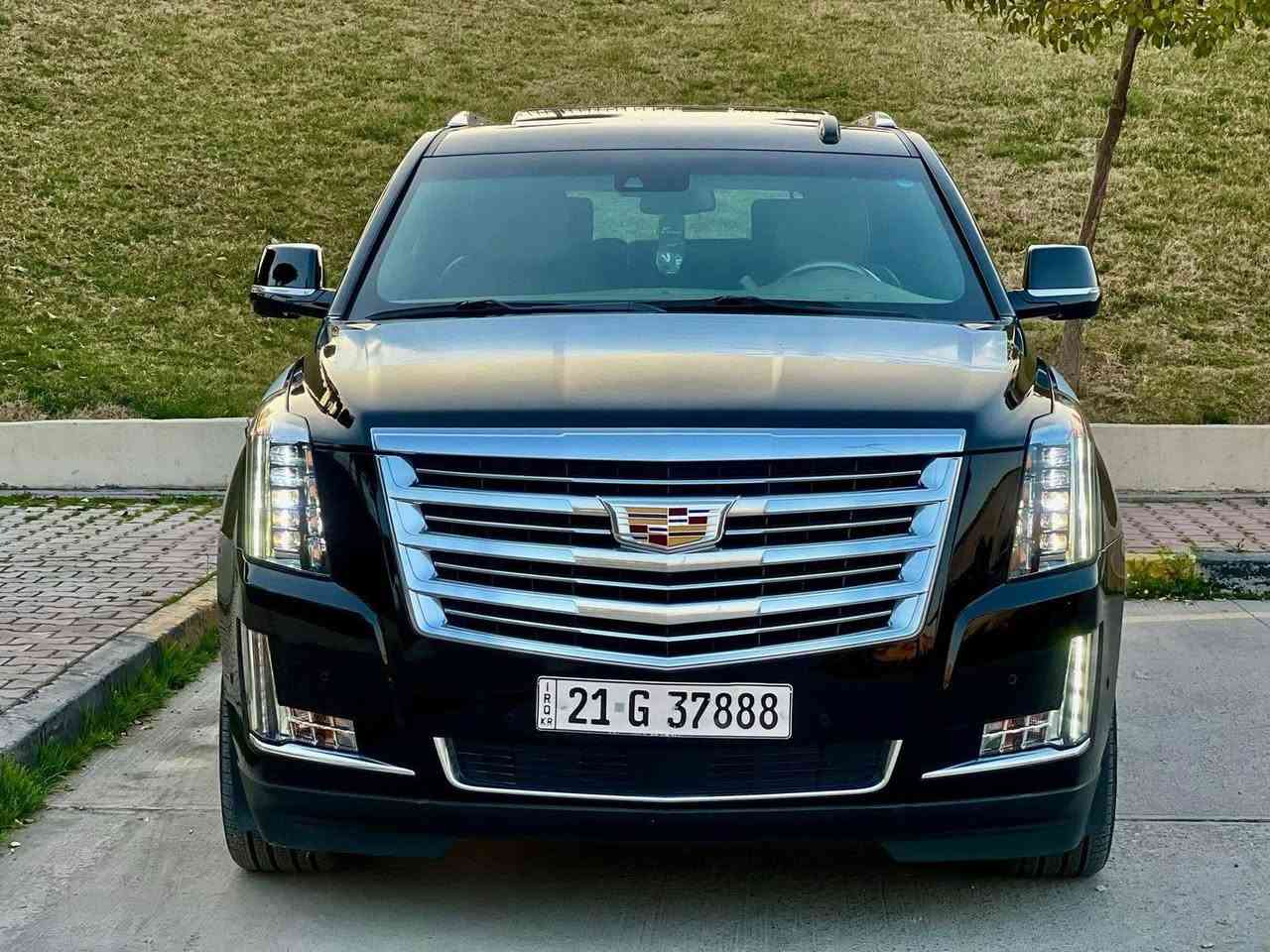 سلام عليكم كادلاك 19 خليجي سكاليد طويله فول الفول ماشيه 49الف سياره جديده معنه الكلمه ماحاجه اذكر الموصفات لئن الصبح متخلص رقم سليمانيه بسمي مكان السياره بصره مراوس حسب الرقبه امه السعر 390 اوبيهه مجال للستفسار ***********

