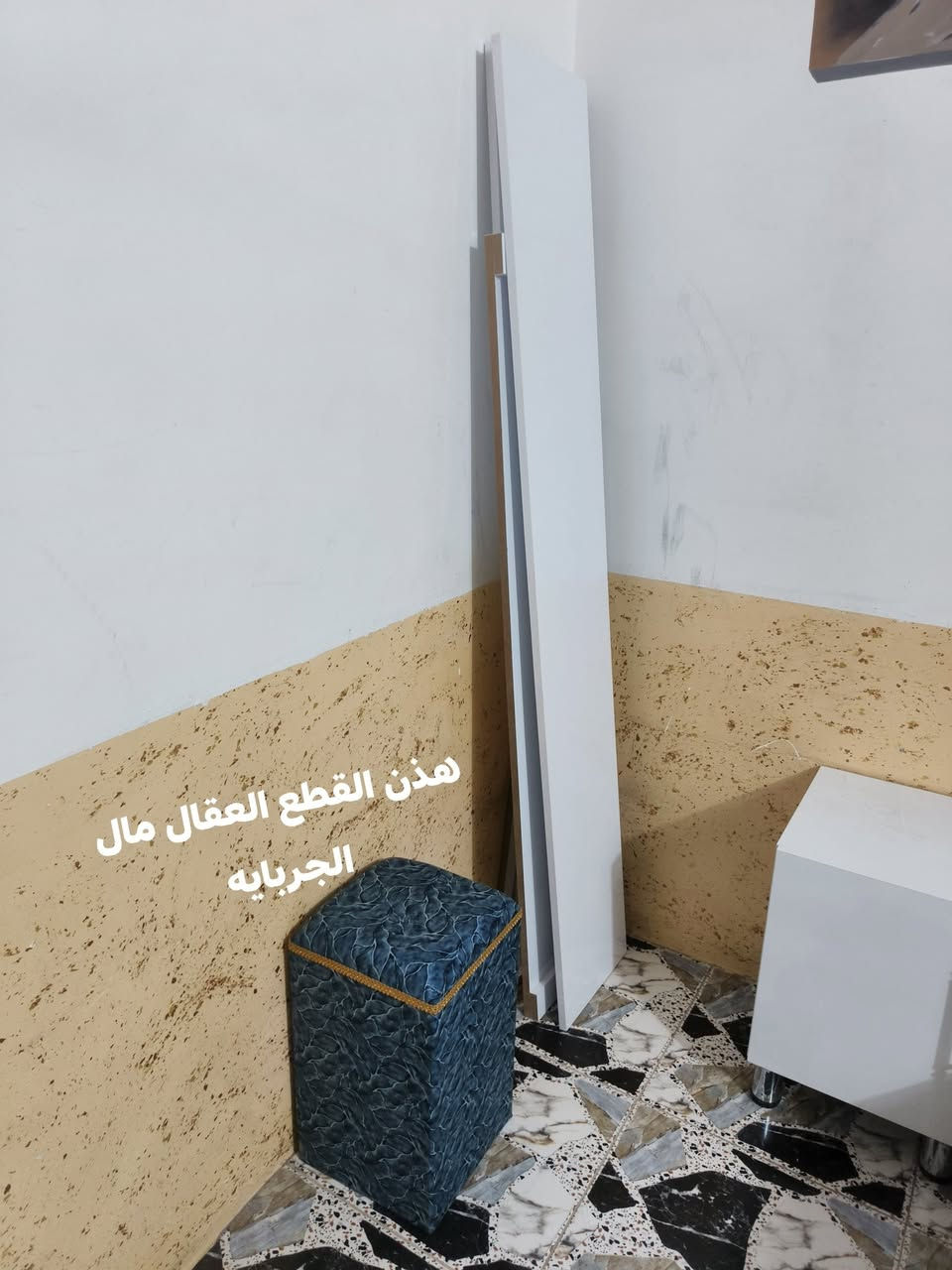 سلام عليكم شباب عندنه غرفه ما مستخدمه جديده المكان النجف الاشرف سعر 500 متكونه من 7قطع لي يحب يخابر ***********
