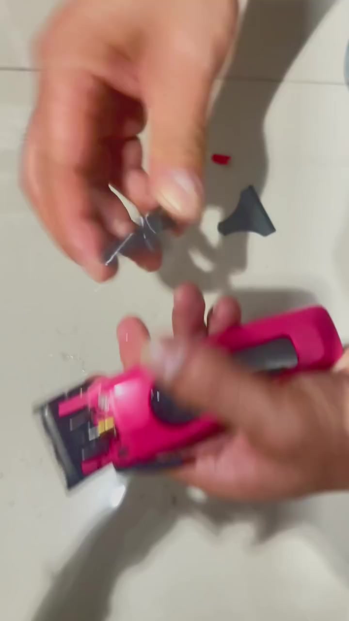 Thank you to the group admin for providing this platform 🙏. Haigelis, a Chinese salon tool manufacturer, offers wholesale and custom processing services.


**إذا كنت صاحب هذا الإعلان وتريد حذفه لأي سبب، رجاءا أرسل رسالة إلى الدعم الفني**