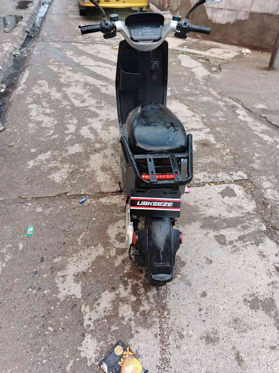 موطور شحن اللبيع ابجي 318 سرعه  فول مواصفات كلو شغل أربع نمرات كلو شرط على فحص ملف 2000اسعر 450/بيها مجال بي بك للخلف رقم موبايل كورك اسياء بي وتساب موصل ايسر اتصل ودالل 
***********
***********
