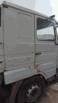 شاحنة للبيع • البصرة