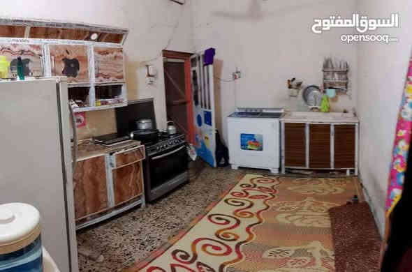 السلام عليكم    🏡✨ بيت للبيع – قضاء أبي الخصيب / الحي العسكري ✨🏡
للبيع بيت مساحته 200 متر 🏠

بناء ثرمستون + ملبوخ 🔨

واجهة على شارع 30م 🚘

📍 تفاصيل البيت:

🛏️ غرف نوم عدد (3)

🚿 حمام داخلي + حمام خارجي

🛋️ دوانية + استقبال

🧱 الأرضيات كاشي

✅ البيت ملك صرف باسمي
بناء سنه 2011

✅ موقع مميز – جاهز للسكن مباشرة

📍مقابيل كليه الاداب الجديده

وجوازات و المحكمه

💰 السعر: 140دينار عراقي (قابل للتفاوض )

📞 للاستفسار: ***********
