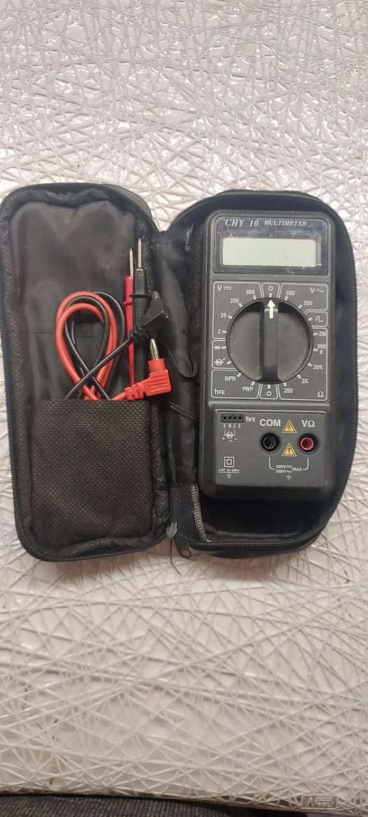 السلام عليكم عدد اصلي للبيع السعر والحجز على الواتساب او الخاص *********** يتوفر توصيل
