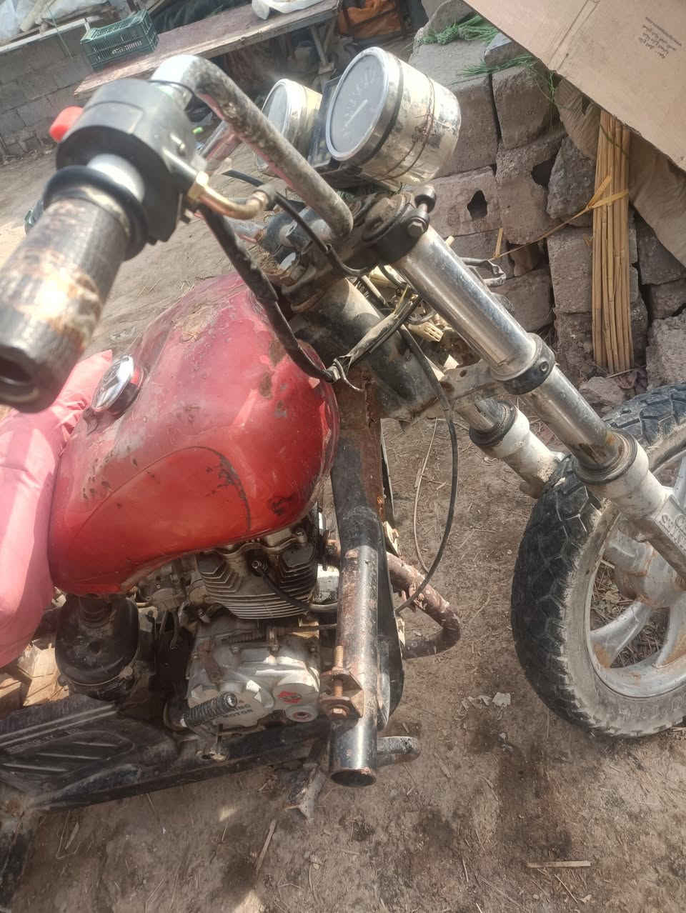 السلام عليكم ستوته للبيع جمره شغاله بس اورقها ضايعه مكاني كربلاء سعر 500وبيه مجال***********
