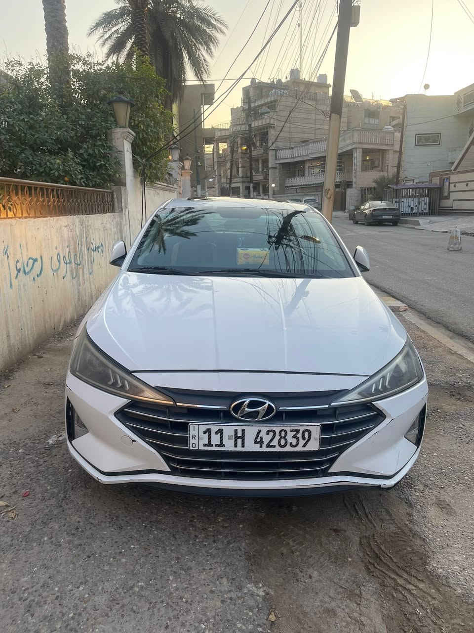 النترا 2020 للبيع  خليجي مري شفط كامرتين امامي خلفي سلايد  شاشة 3 انظمة سرع كير ومكينة  بحالة جيدة جدا تبريد قطعتين ثلج السيارة بيها طختين  بسيطة صبغ جاملغ يسار وبنيد السيارة رقم بغداد ب اسمي سنوية جديدة السيارة ماشية 178 الف الموقع بغداد للتواصل ***********
