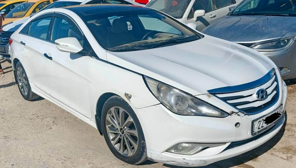 سوناتا 2011 خليجية مكينة 2400 دووووش 
✅فول عدا البصمه ✅ رقم اربيل الدولي 
بيه جاملغ امامي ايمن وبنيد صبغ فقط بدون فتح اي قطعه و بدون دواخل مكفولة لغود شواصي تكم 
السعر 117 ورقه ✅ مكاني حله شارع ٨٠ 
رقمي *********** حلة, بابل

